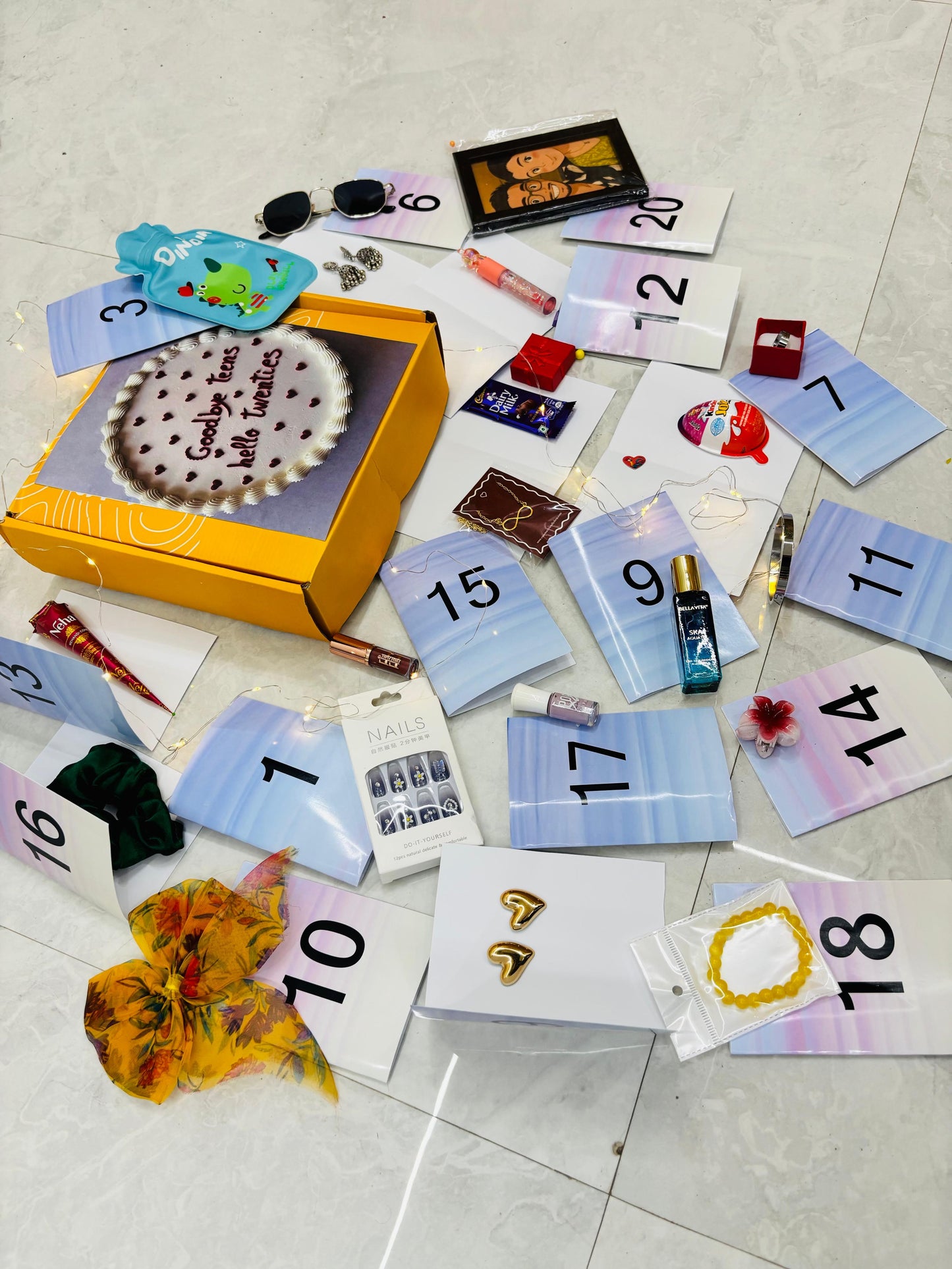 19 Age Birthday Gift Hamper for Her๐