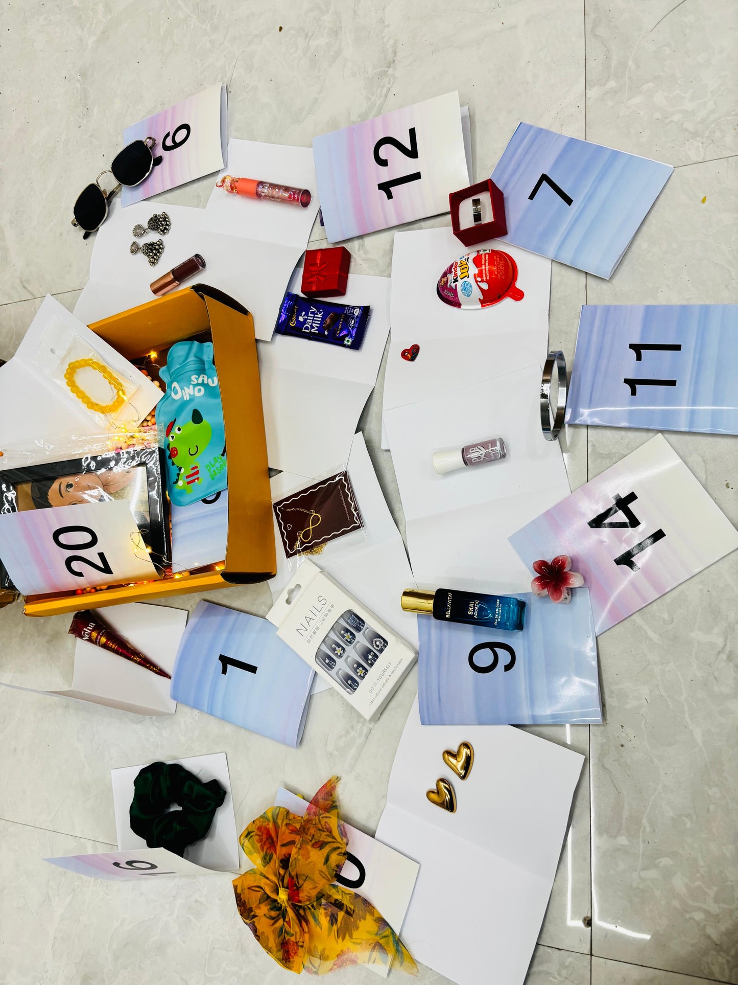 19 Age Birthday Gift Hamper for Her๐