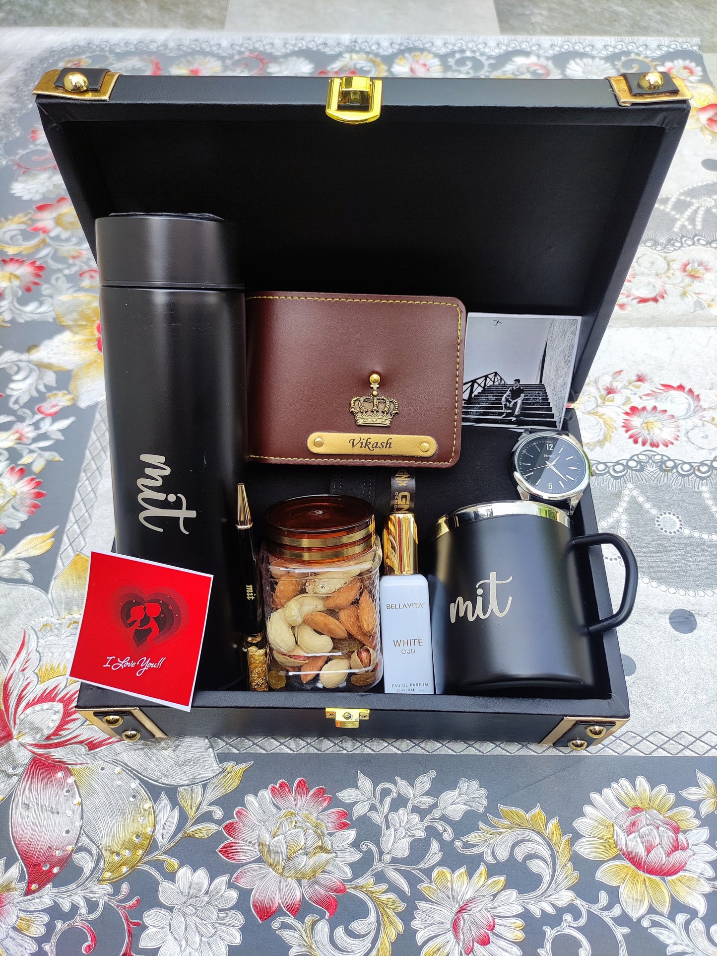 Valentine Special Hamper