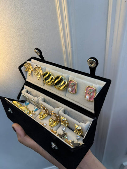 Mini 12 in 1 Box with Earrings 🌸