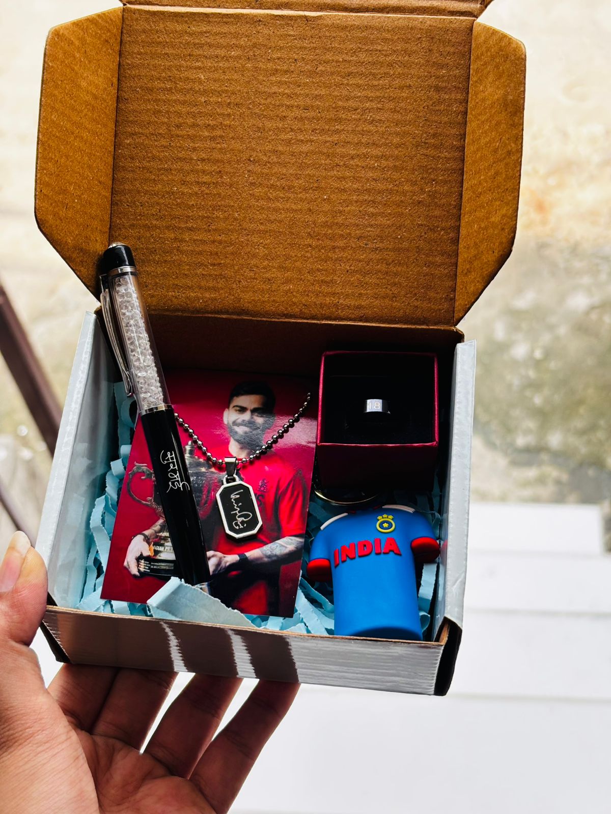 RCB Mini hamper
