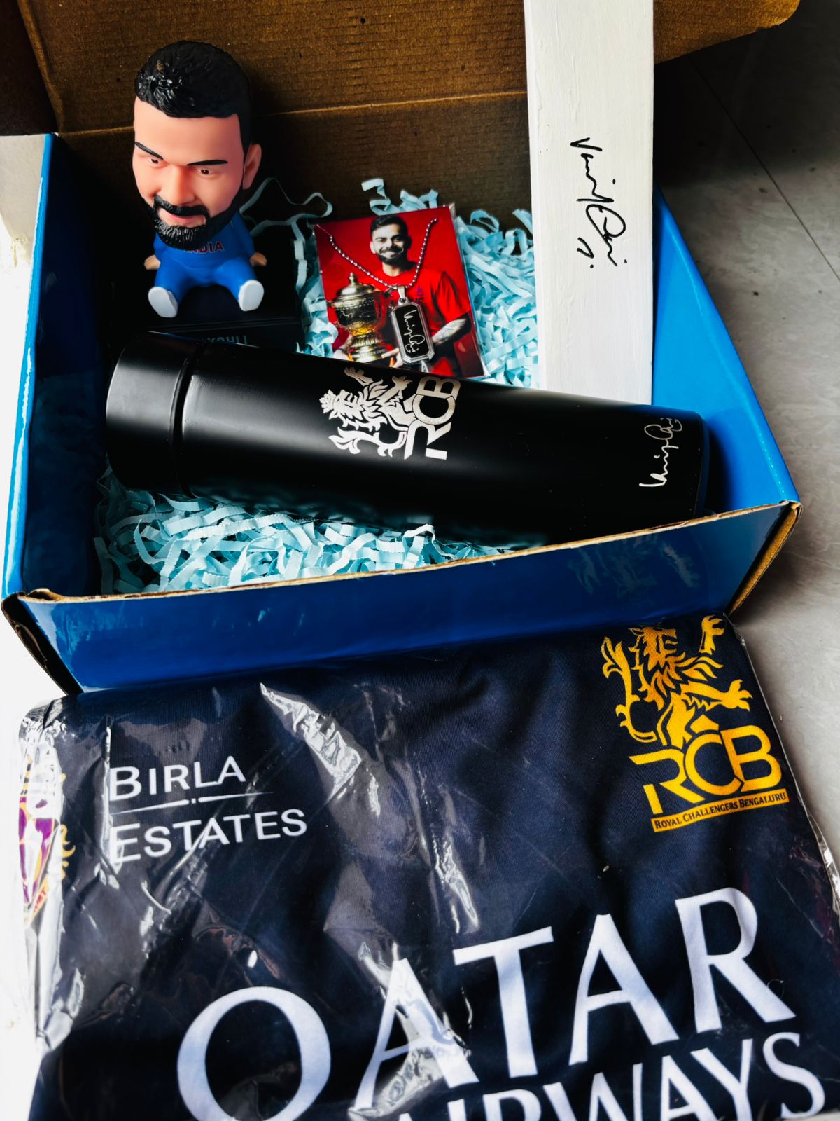 Virat Kohli Special Hamper