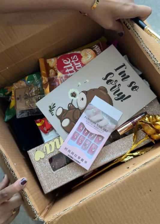 Hostel Hamper for Her